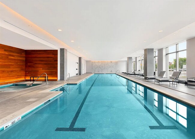 Photo - 75 Park Ln S