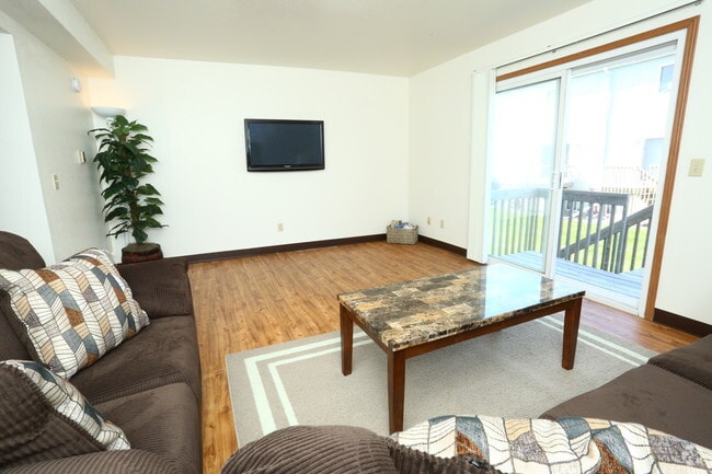 Tallgrass Apartments