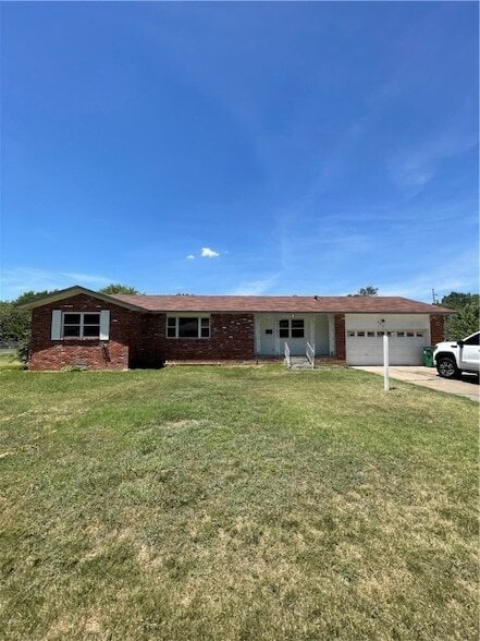 Photo - 606 Cedar St