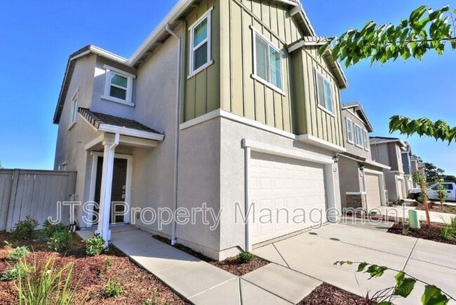 Photo - 2097 Shady Tree Cir