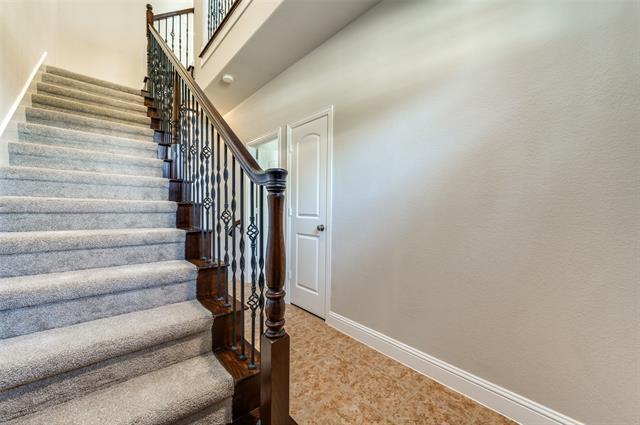 Photo - 7229 Parkwood Blvd