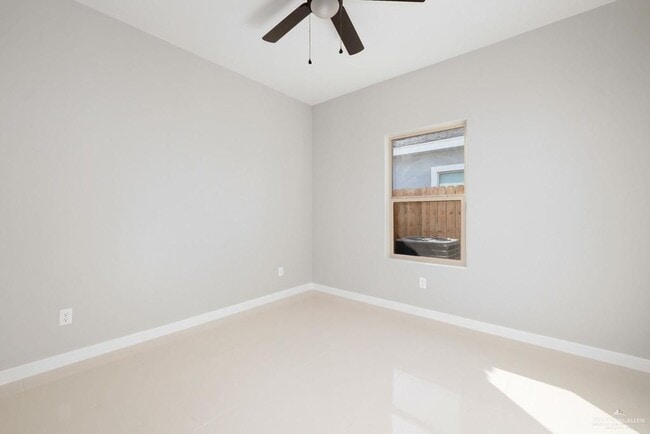 201 W St Helena Ave Unit 2