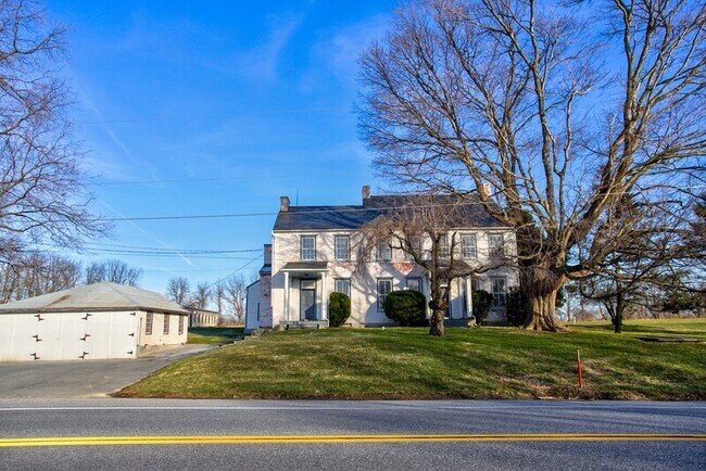 Photo - 825 Beaver Valley Pike