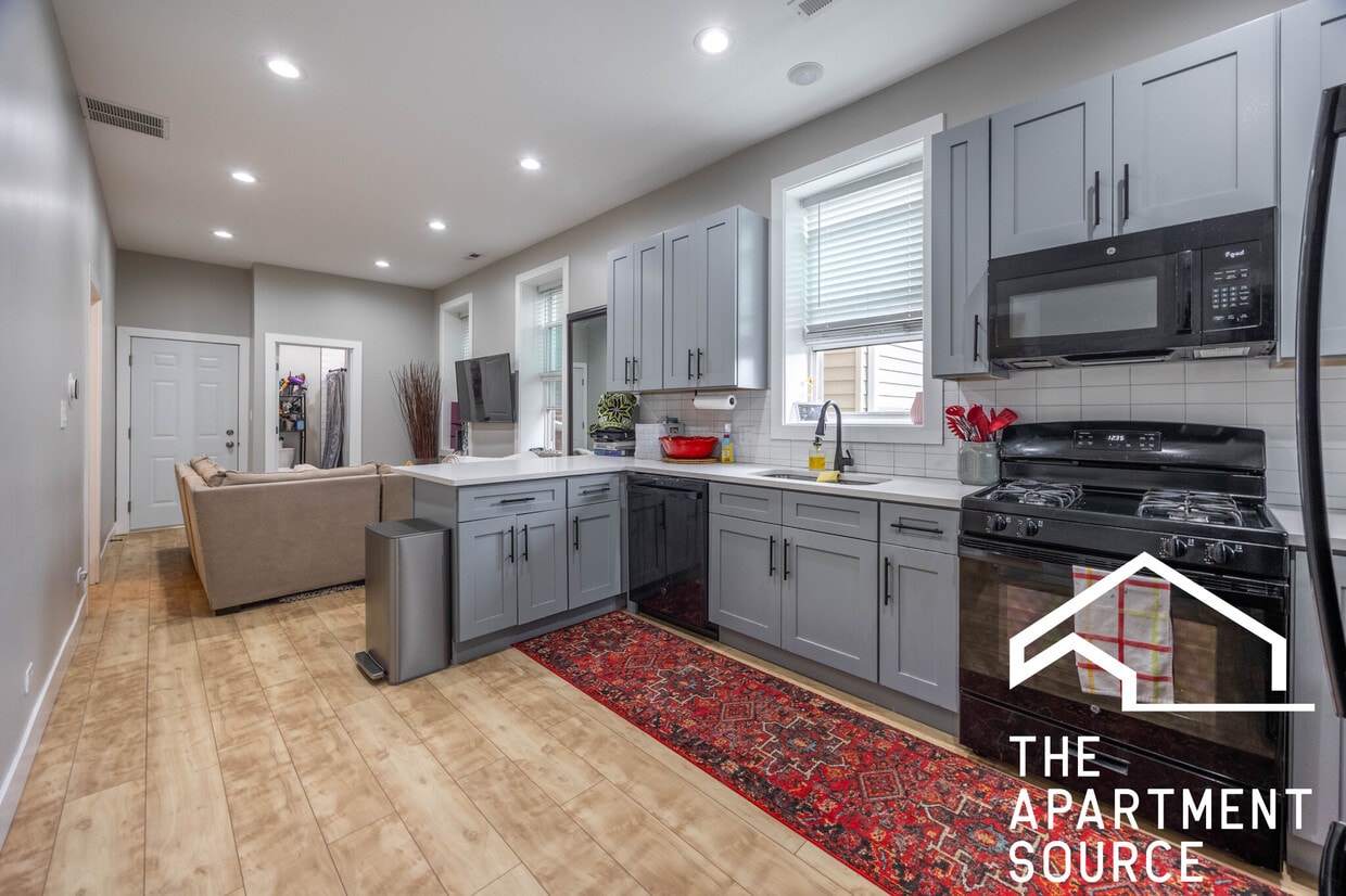 Photo - 2243 W 23rd Pl