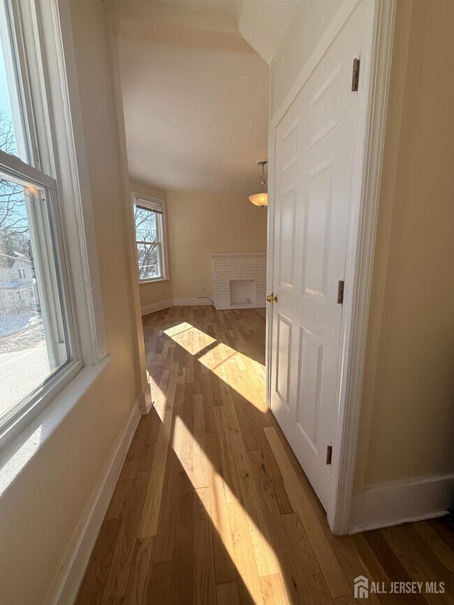 Photo - 67 Girard Ave Unidad B