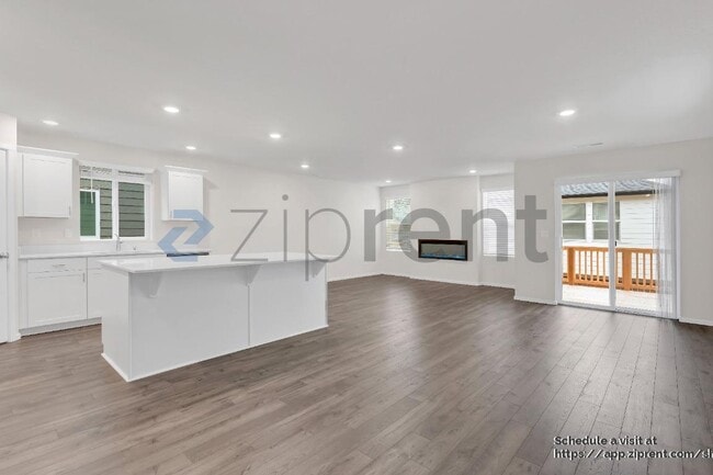 Photo - 1509 NE 121st Ave