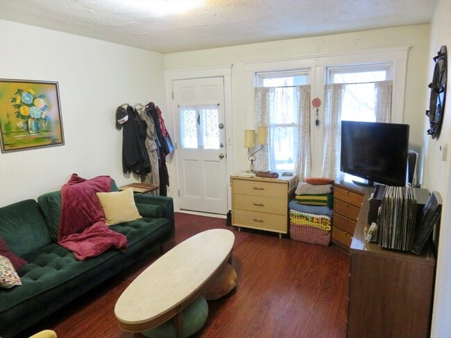 Photo - 43 Rich St Unit B