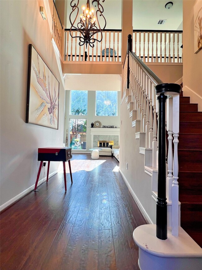 Photo - 4007 N Beechwood Ct