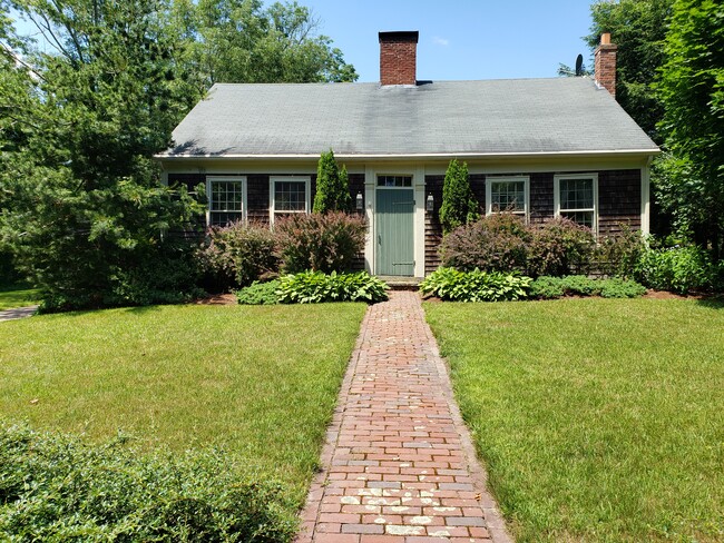 Photo - 121 Pleasant St House