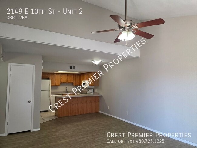 Photo - 2149 E 10th St Unidad 2