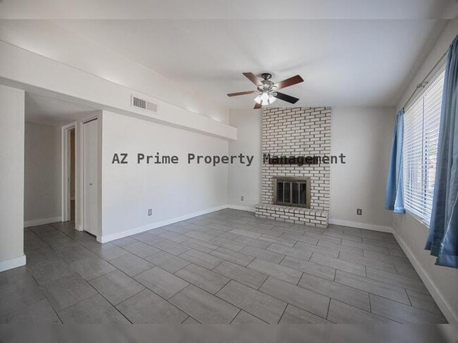 Photo - 1025 W Laguna Dr