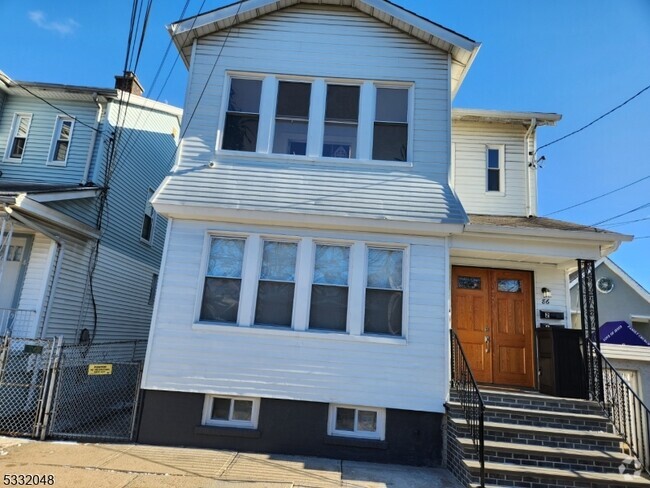 Building Photo - 86 Boylan St Rental