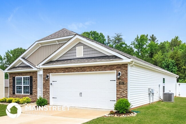 Photo - 270 Sawyer Ln