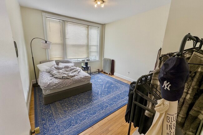 Photo - 20 Gibbs St Unit 2