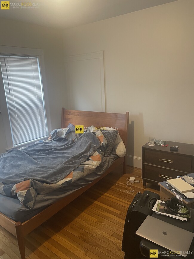 Photo - 68 Willow St Unit 1