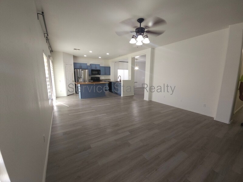 Photo - 5119 W Apollo Rd House