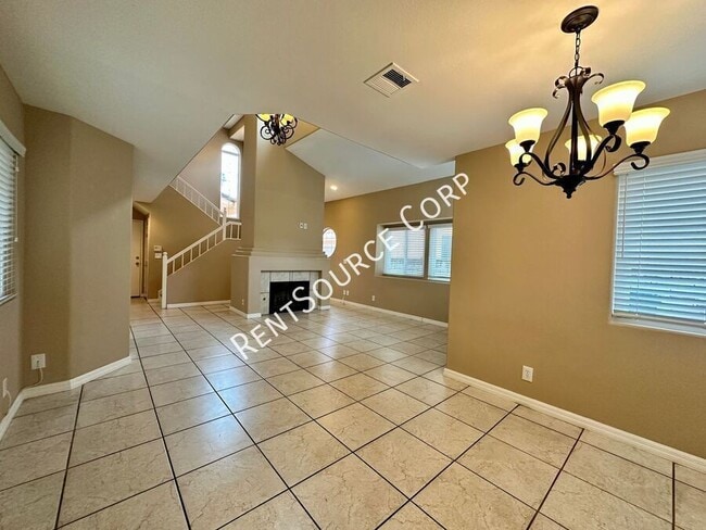 Photo - 25823 Dickens Ct
