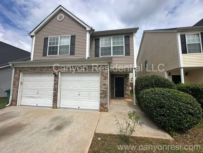 Recently Renovated 4 Bedroom Beautiful home! - Recently Renovated 4 Bedroom Beautiful home!