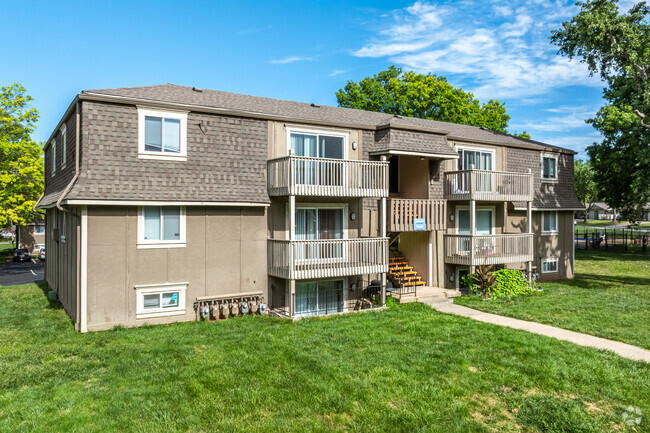 Building Photo - Concord Square Apartments