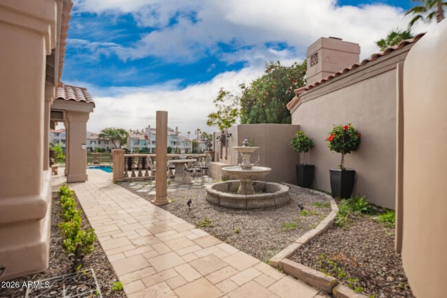 Photo - 10113 N 103rd St