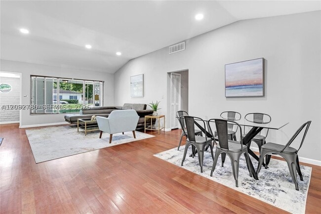 460 NW 88th St