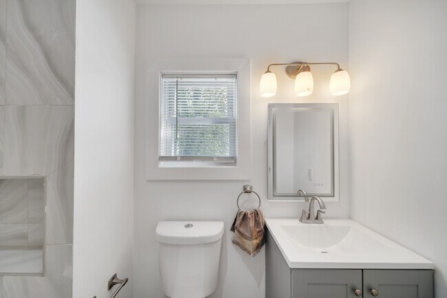 Photo - 142 Steuben St Casa