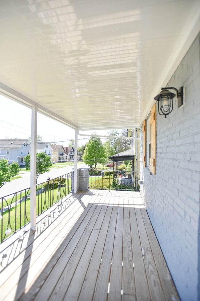 Photo - Zinsle Flats