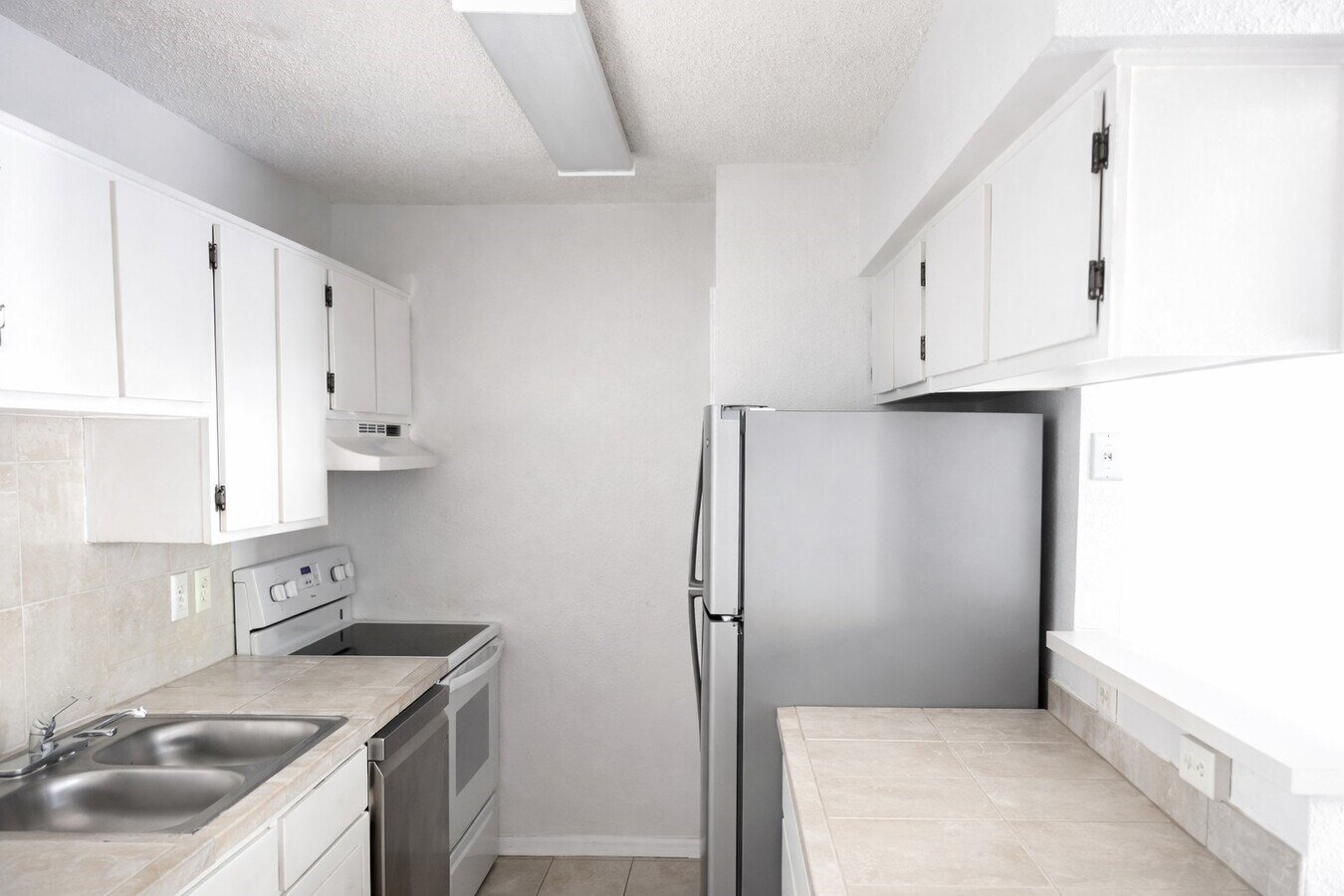 Photo - 2750 Holly Hall St Unidad 713