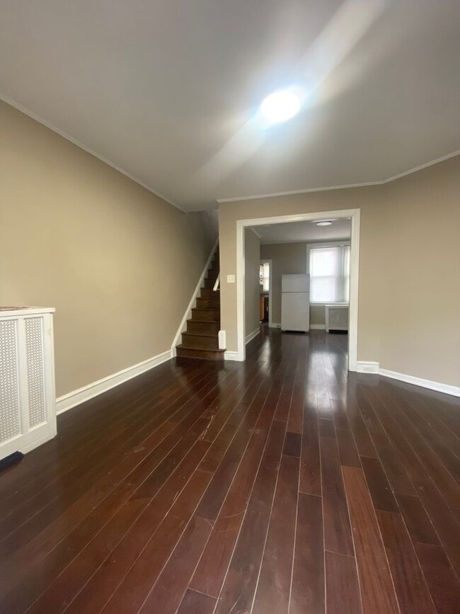 Photo - 170 W Thelma St