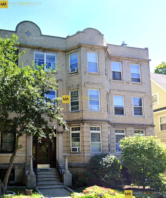 Photo - 191 Babcock St