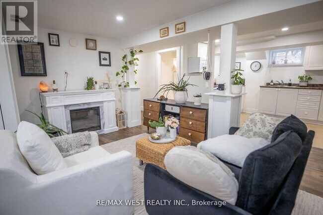 Photo - 93 Peel St Unit 2