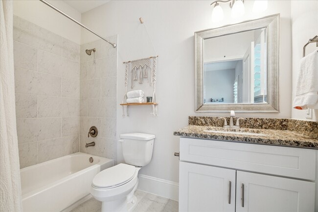 Photo - 1230 W 25th St