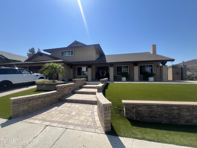 Photo - 334 W Avenida De Las Flores