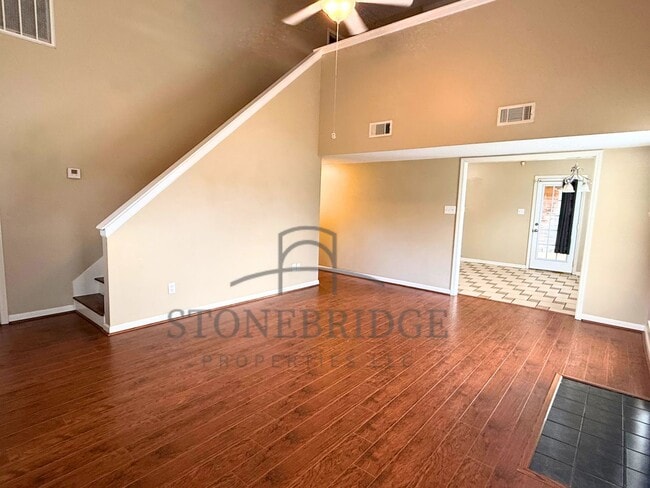Photo - Spacious 3 bed, 2 bath with loft