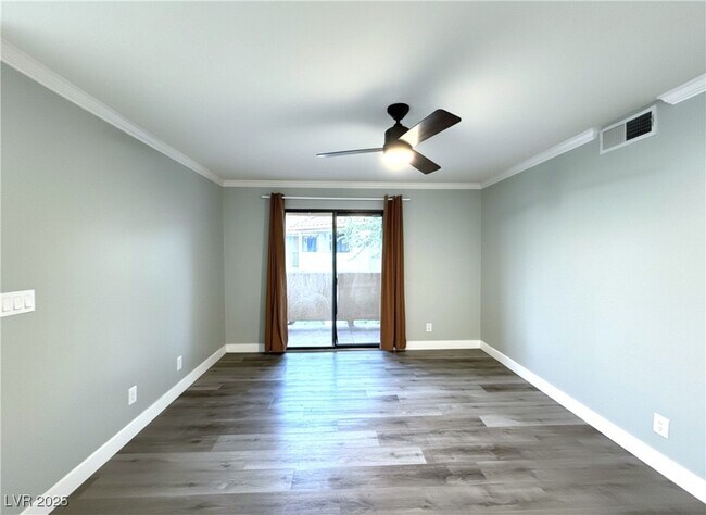 Building Photo - 3135 S Mojave Rd Unit 257