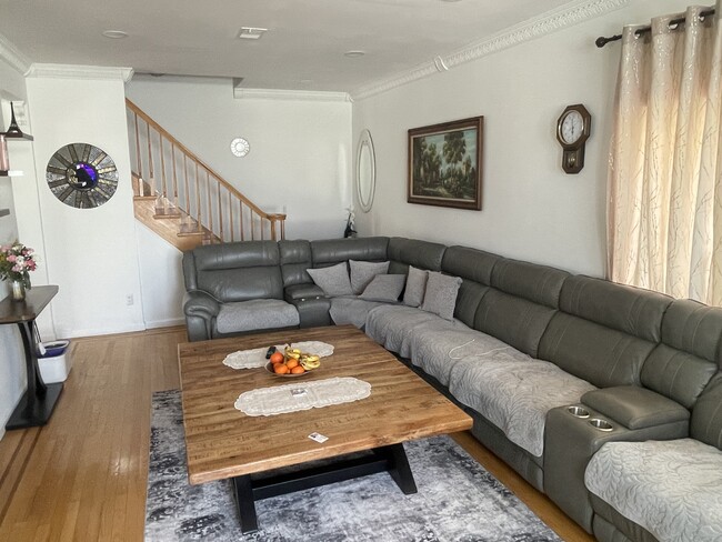 Photo - 248 Kingsland Ave Unidad 2