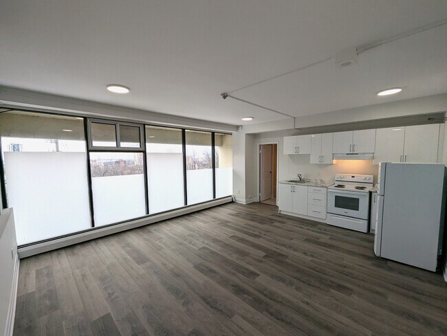 Photo - Arkledun Apartments