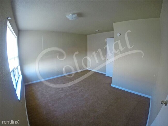 Photo - 1201 Monroe Loop Unit D