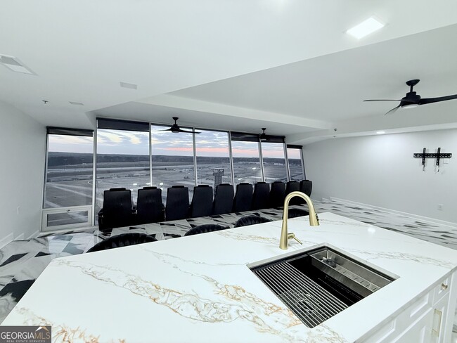 Photo - 1500 Tara Pl Unit 709