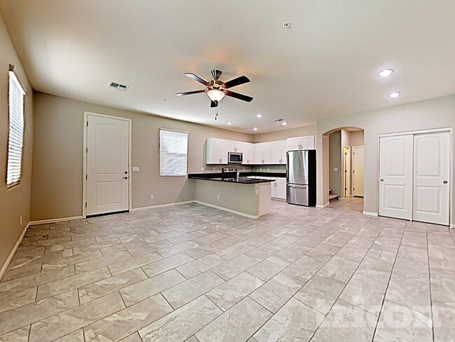Photo - 28955 N 124th Glen