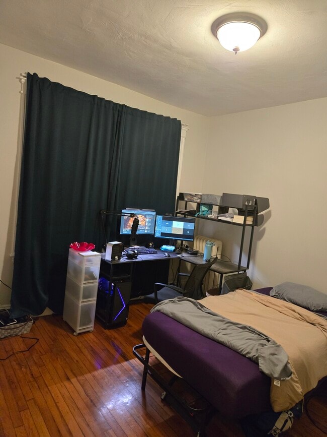 Photo - 165 Winthrop Rd