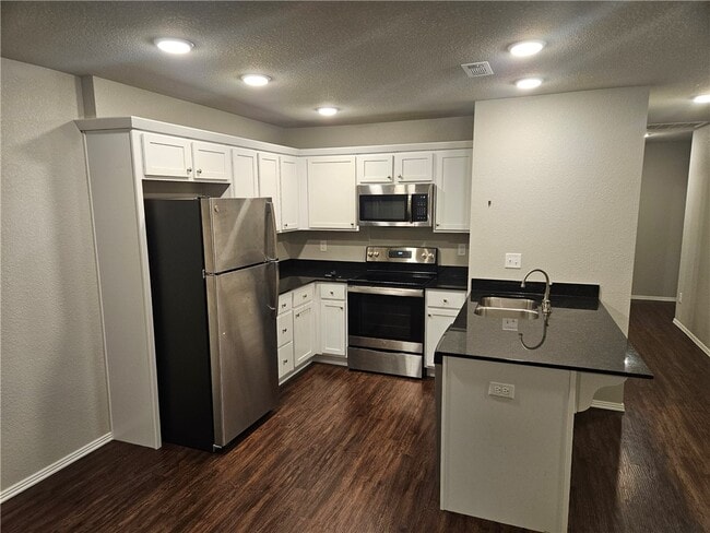 Photo - 2489 N Brophy Ave