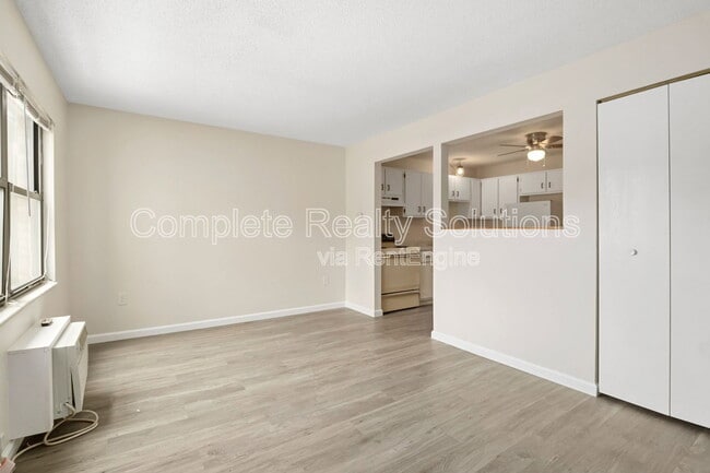 Photo - 790 Country Aire Ct Unit 103