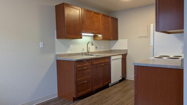 Photo - 926 N 95th St