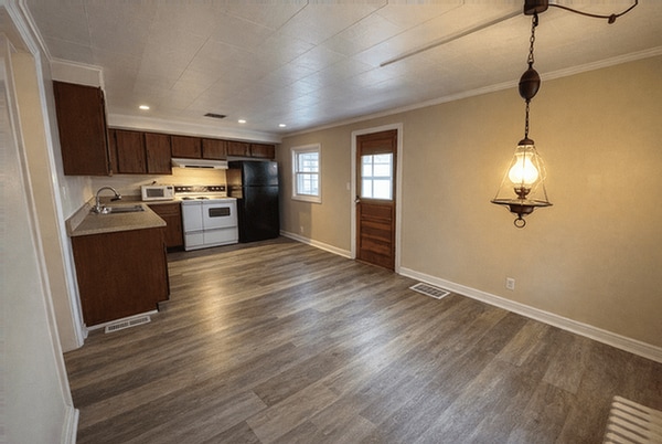 Photo - 331 Sycamore Rd