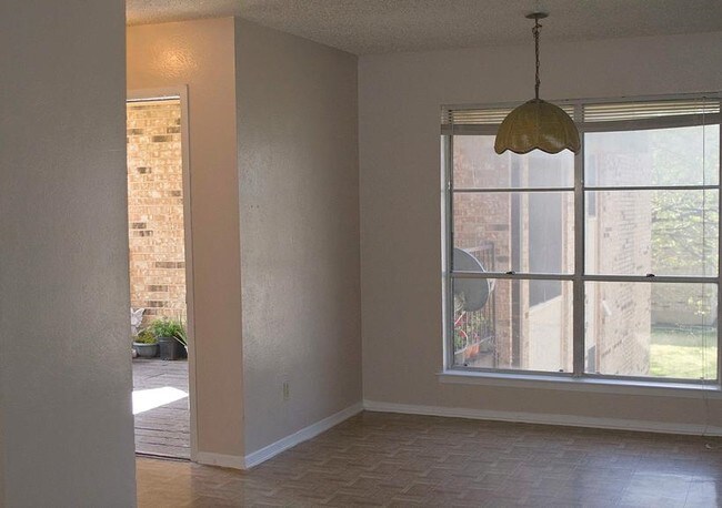 Photo - Basswood Manor