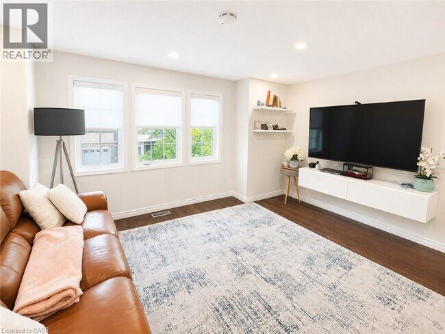 Photo - 175 David Bergey Dr