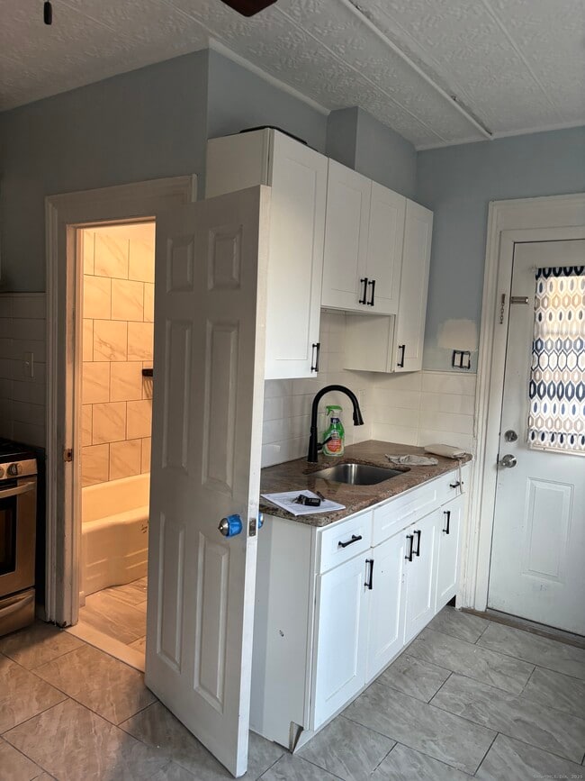 Photo - 35 Washington St