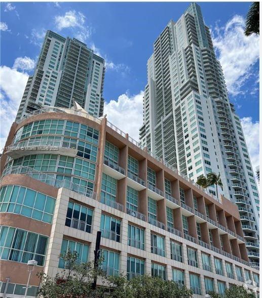 Building Photo - 253 NE 2nd St Unit 2408 Rental