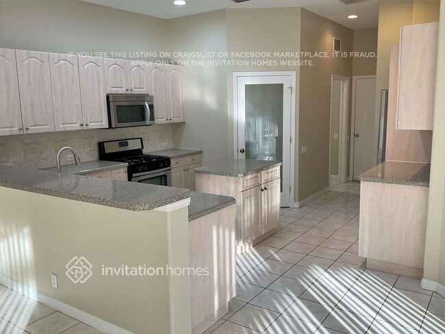 Photo - 1102 Brambling Ct